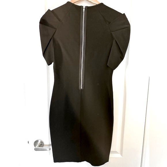 Stunning Calvin Klein stretch fit dress - Picture 4 of 4